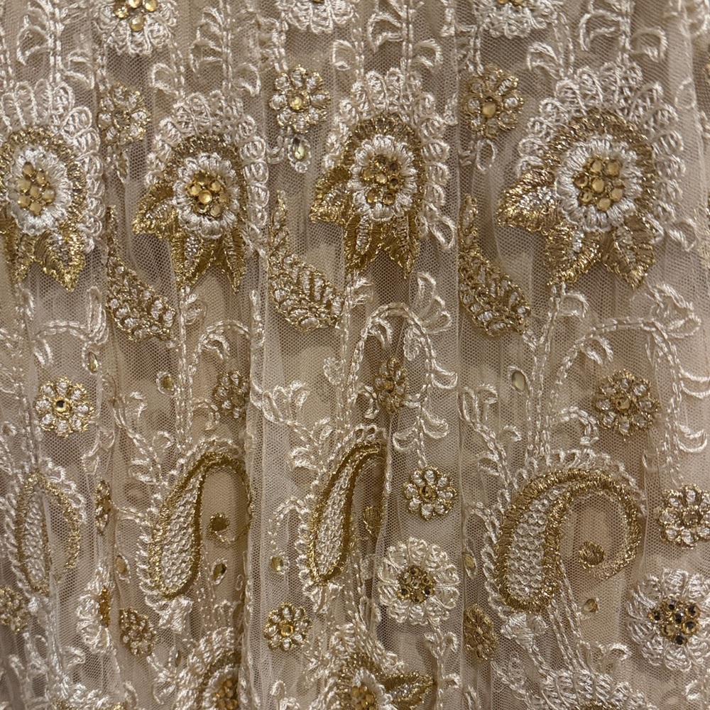 Gold Embroidered Cap-Sleeve Evening Dress Indian Style Dress - Picture 4 of 9